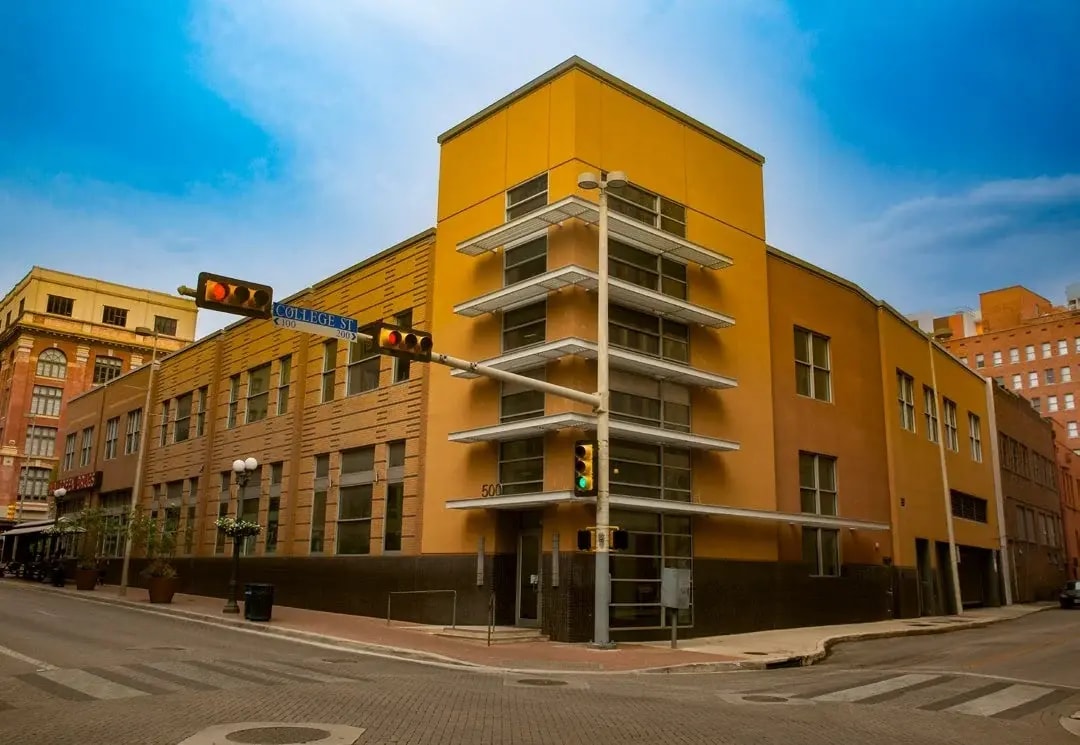 500 Navarro St, San Antonio, TX for lease Building Photo- Image 1 of 6