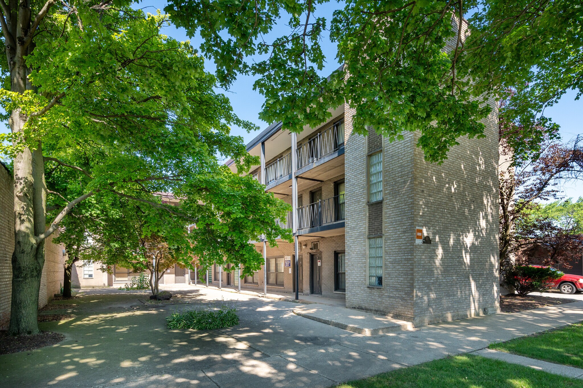 8222 S Martin Luther King Dr, Chicago, IL for sale Building Photo- Image 1 of 10