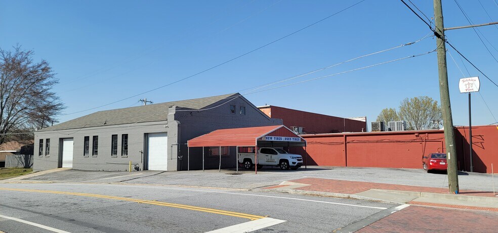 85 W Broad St, Fairburn, GA for sale - Building Photo - Image 2 of 21