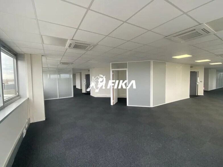 Office in Blagnac for lease - Interior Photo - Image 1 of 19