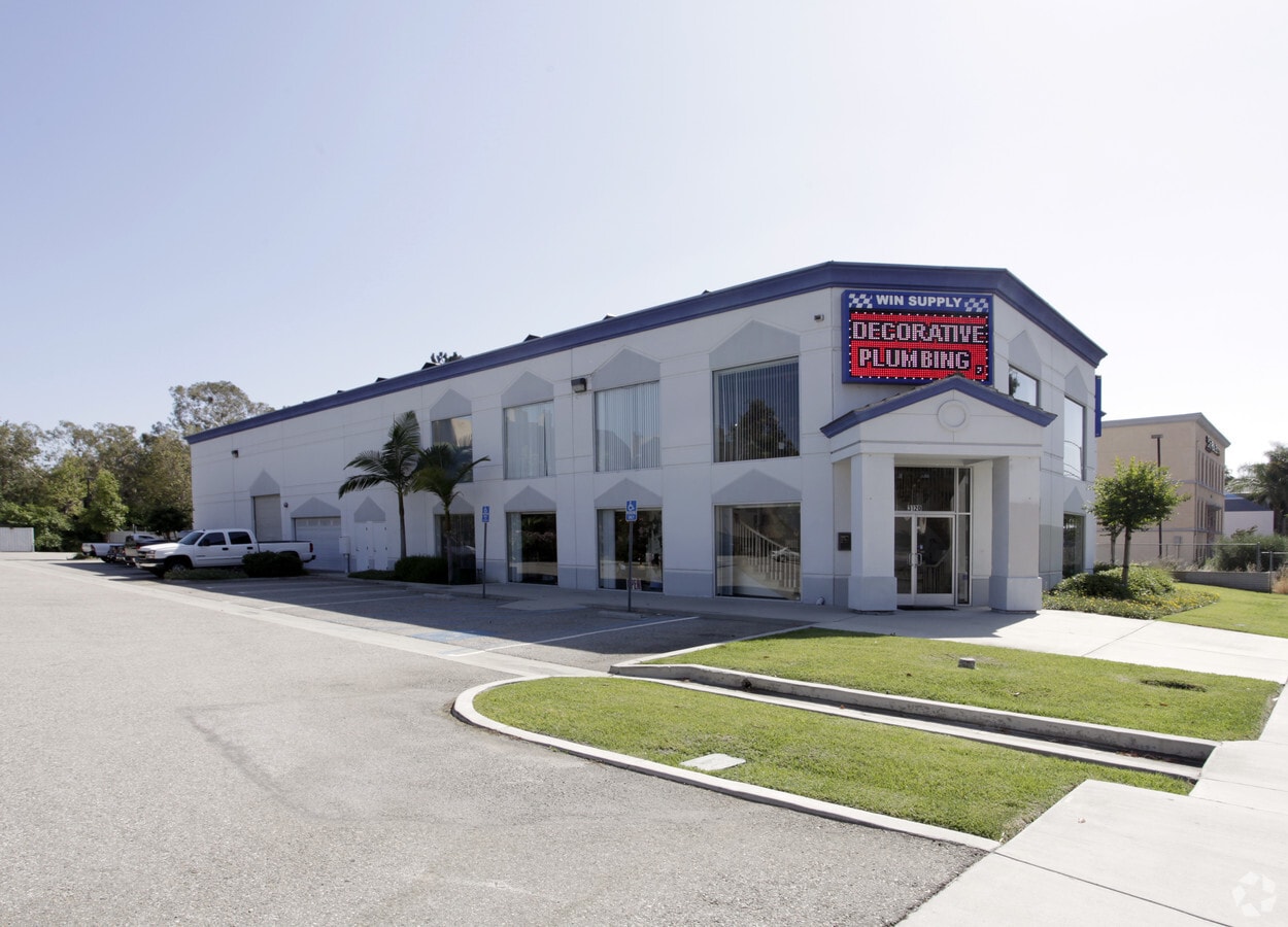 3120 E Garvey Ave S, West Covina, CA 91791