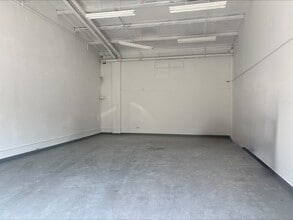 2-12 Carnarvon St, Manchester for lease Interior Photo- Image 2 of 3