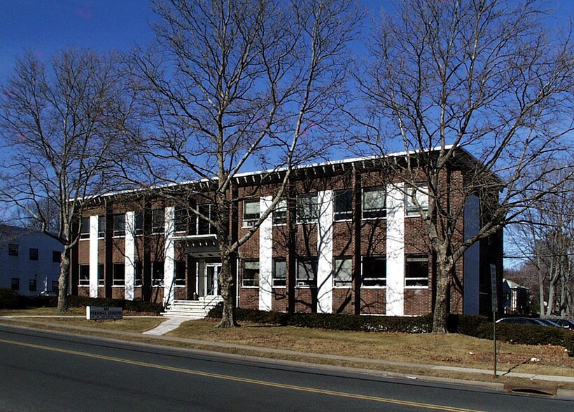 661 E Palisade Ave, Englewood Cliffs, NJ for sale - Primary Photo - Image 1 of 1