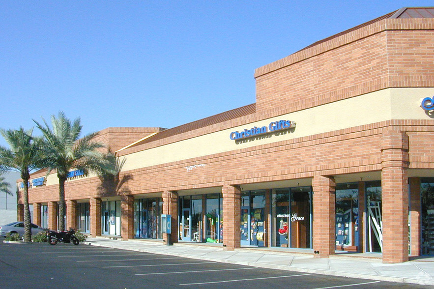 725 W Warner Rd, Tempe, AZ for lease - Building Photo - Image 3 of 28