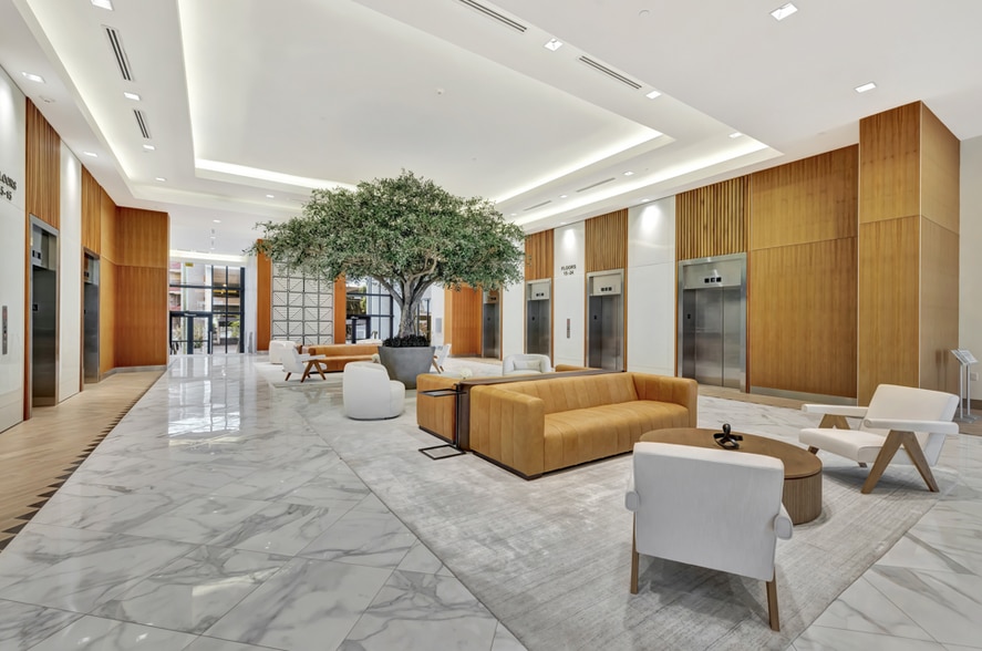 110 E Broward Blvd, Fort Lauderdale, FL for lease - Interior Photo - Image 3 of 5