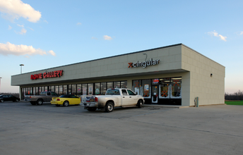 1402 W Grant Ave, Pauls Valley, OK for lease Building Photo- Image 1 of 1