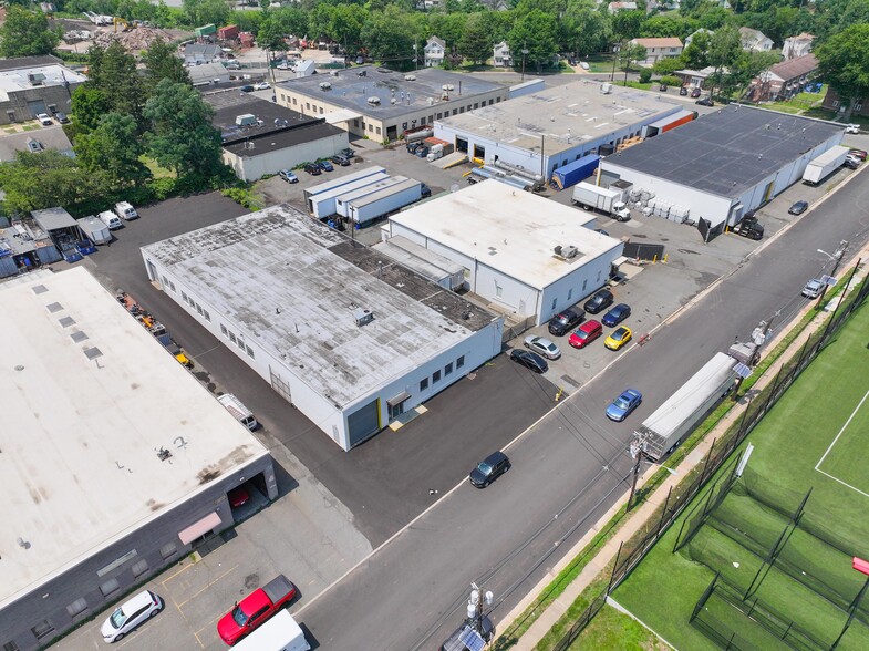 868 Elston St, Rahway, NJ for lease - Building Photo - Image 3 of 8