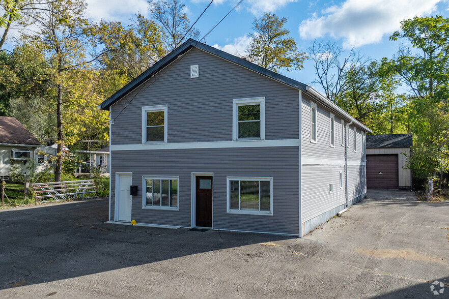 5548 Stewart Ave, Cincinnati, OH for lease - Building Photo - Image 1 of 5