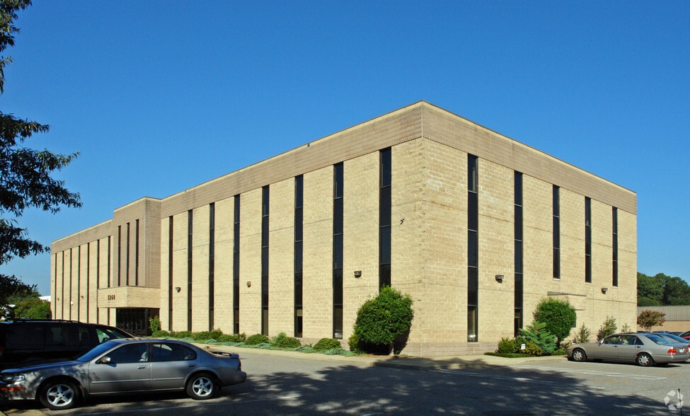 5360 Robin Hood Rd, Norfolk, VA for lease - Building Photo - Image 3 of 4