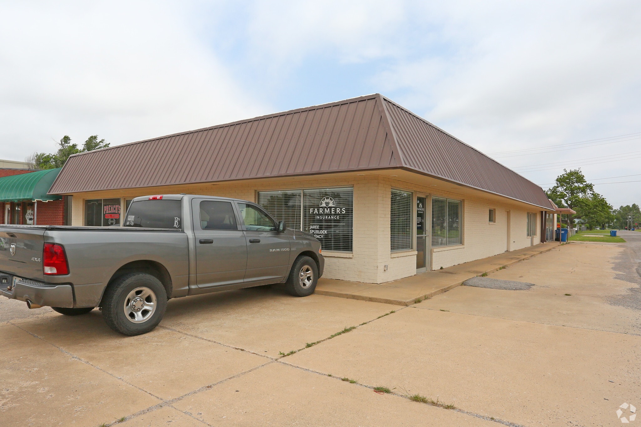 201 W Main St, Tuttle, OK for sale Primary Photo- Image 1 of 1