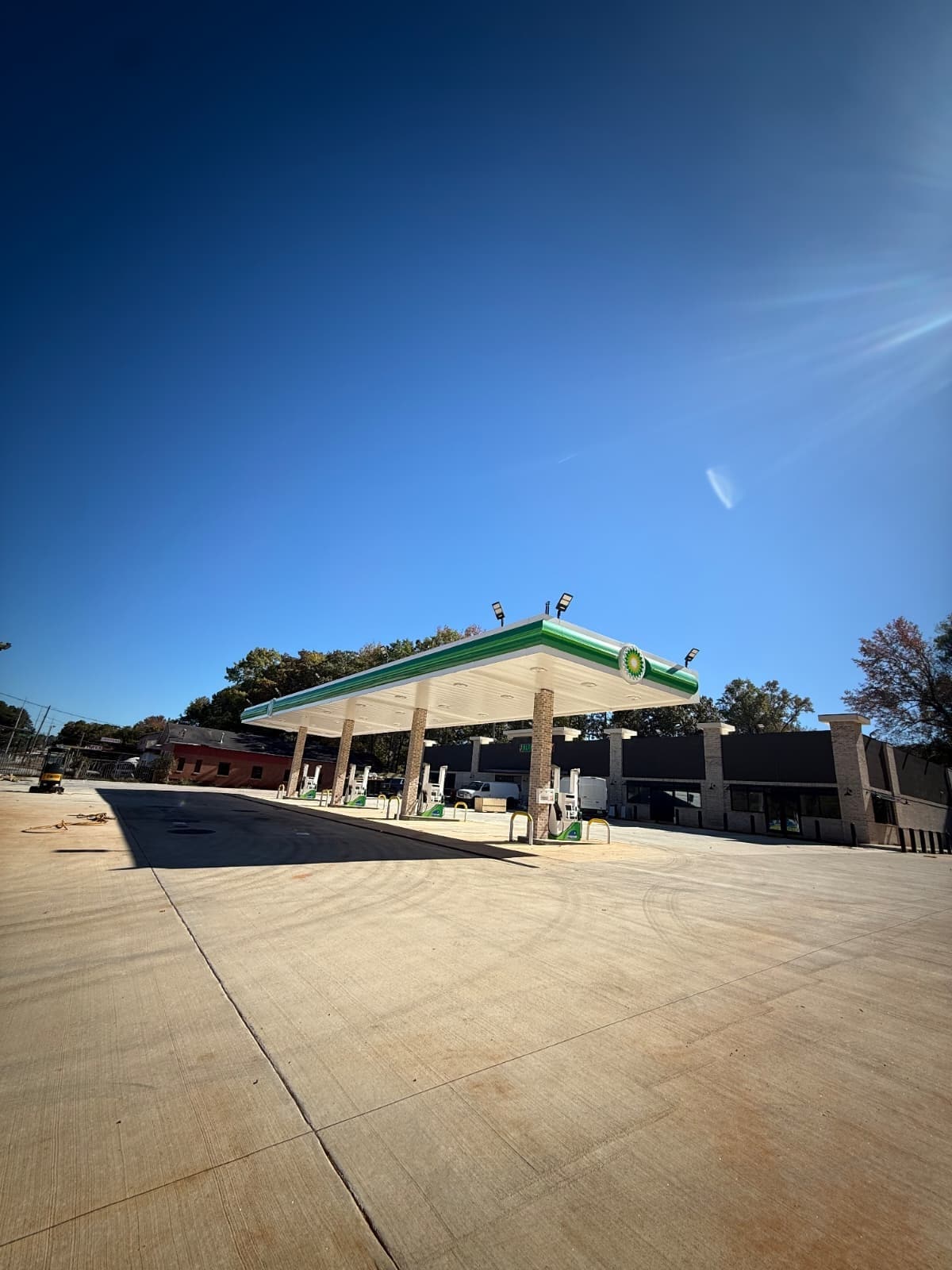 3843 Glenwood Rd, Decatur, GA for lease Building Photo- Image 1 of 7