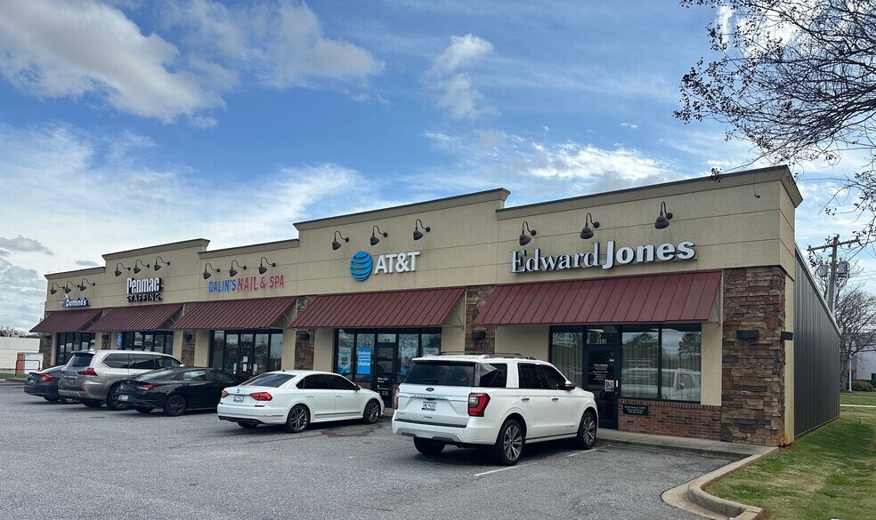 360-370 Spartanburg Hwy, Lyman, SC for lease - Building Photo - Image 1 of 1