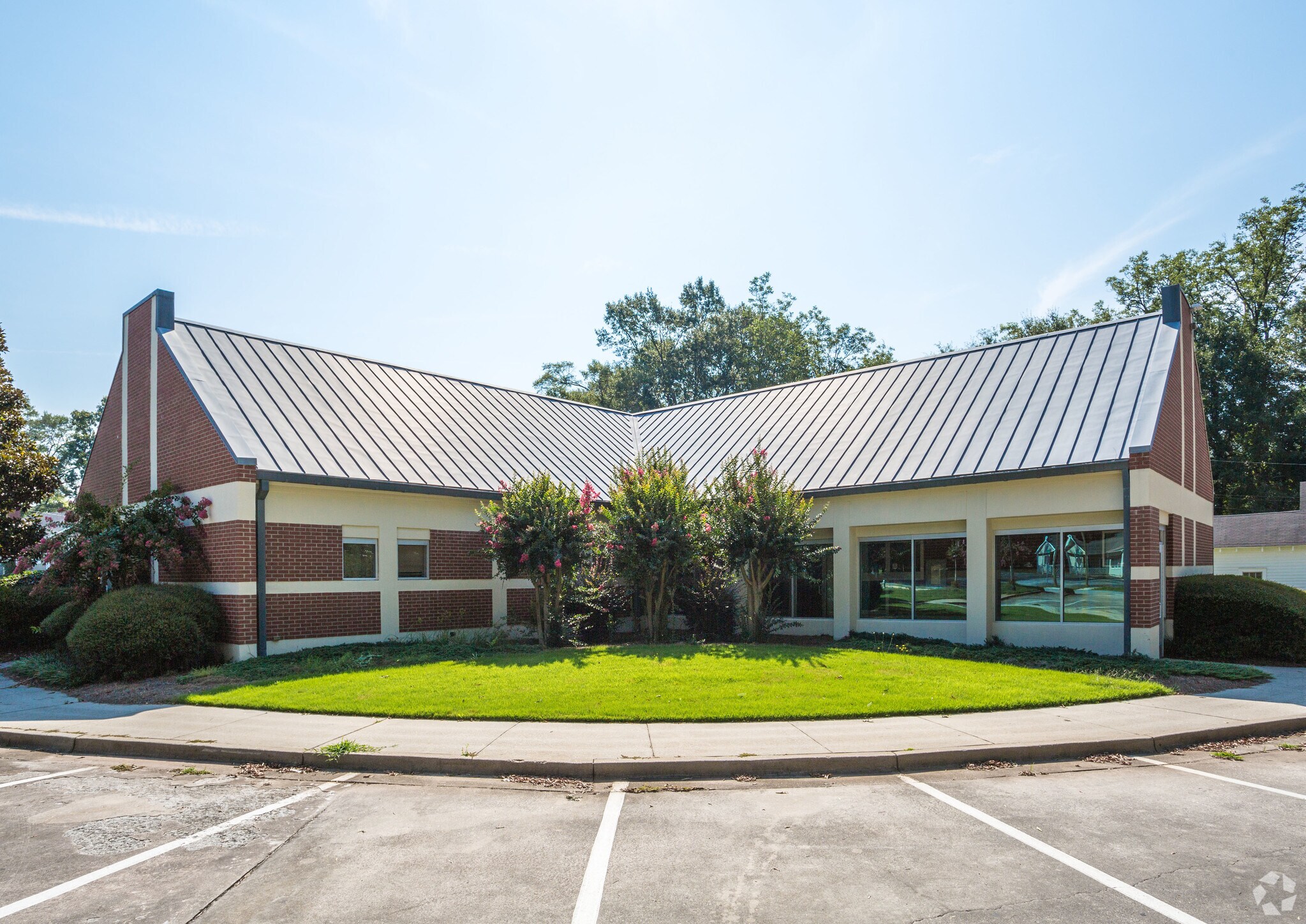 201 Bankhead Hwy, Carrollton, GA for sale Primary Photo- Image 1 of 1