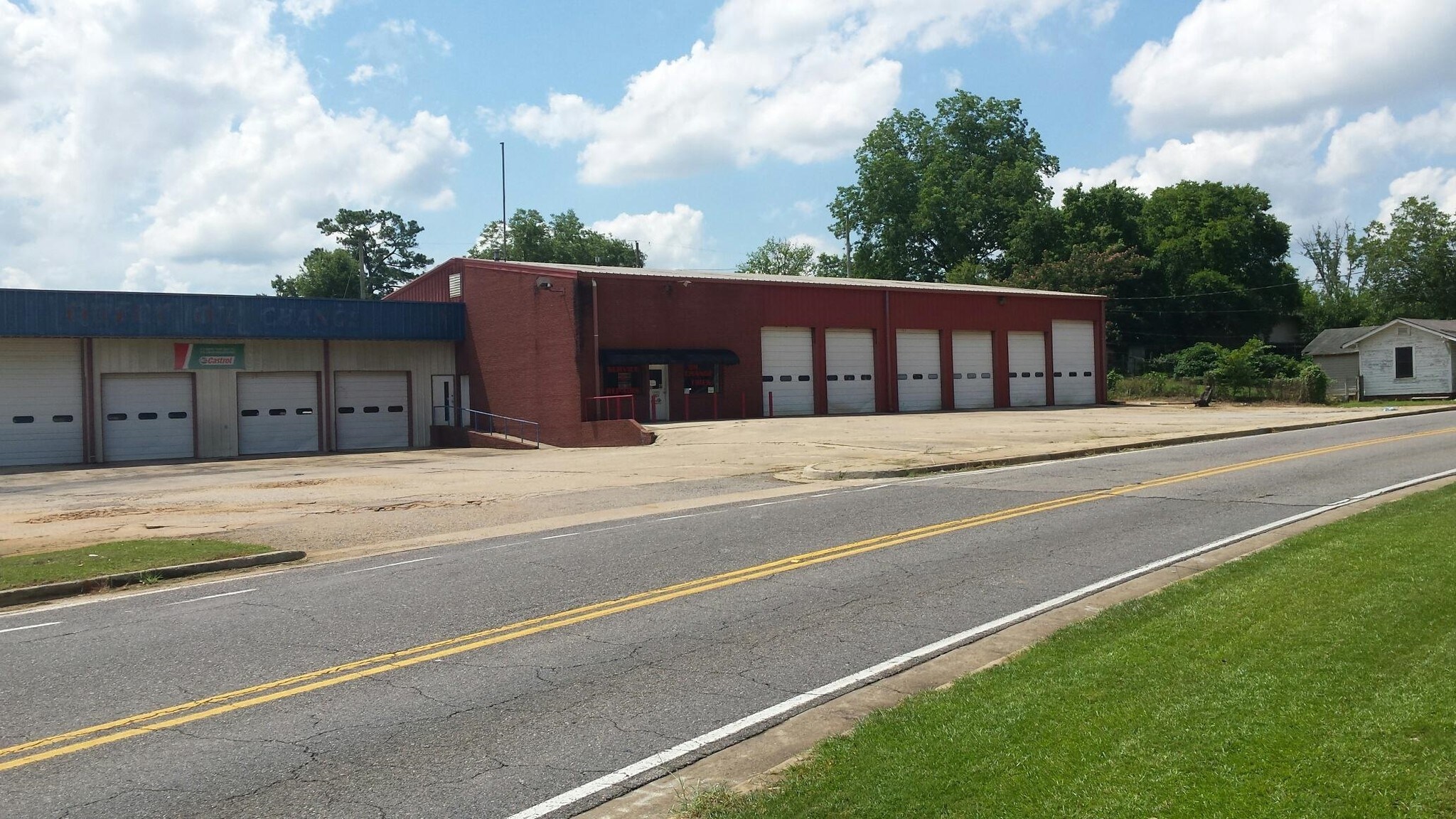 1821 26th Ave, Hueytown, AL for sale Building Photo- Image 1 of 1
