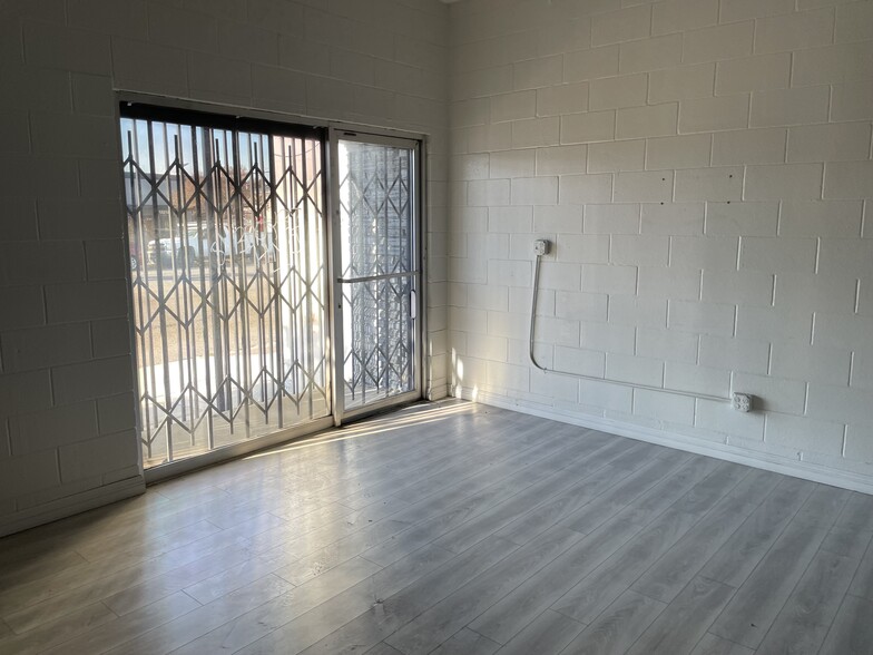 13213 Saticoy St, North Hollywood, CA for lease - Building Photo - Image 3 of 5