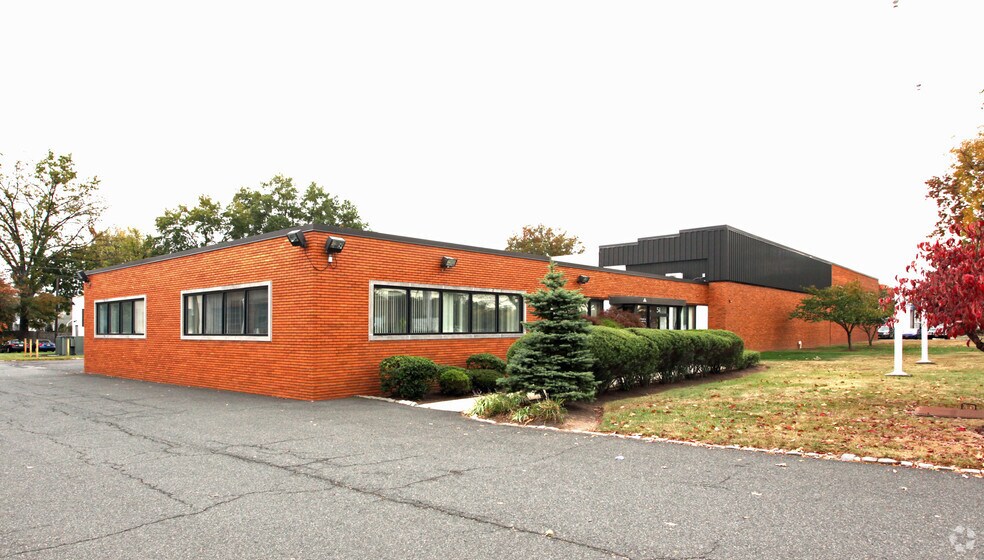 51 Terminal Ave, Clark, NJ for sale - Primary Photo - Image 1 of 1