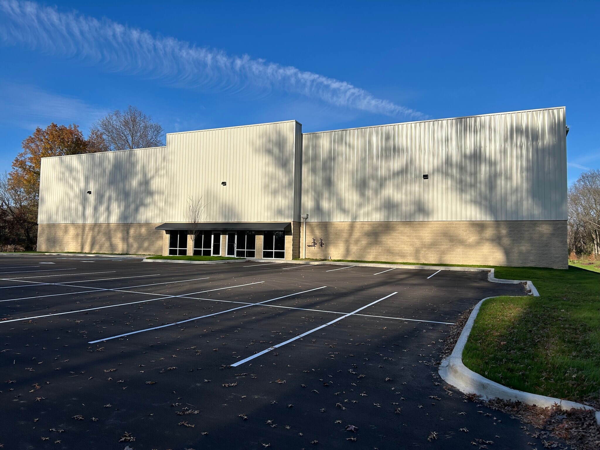 6451 Ladd Ave, Louisville, KY for sale Building Photo- Image 1 of 7