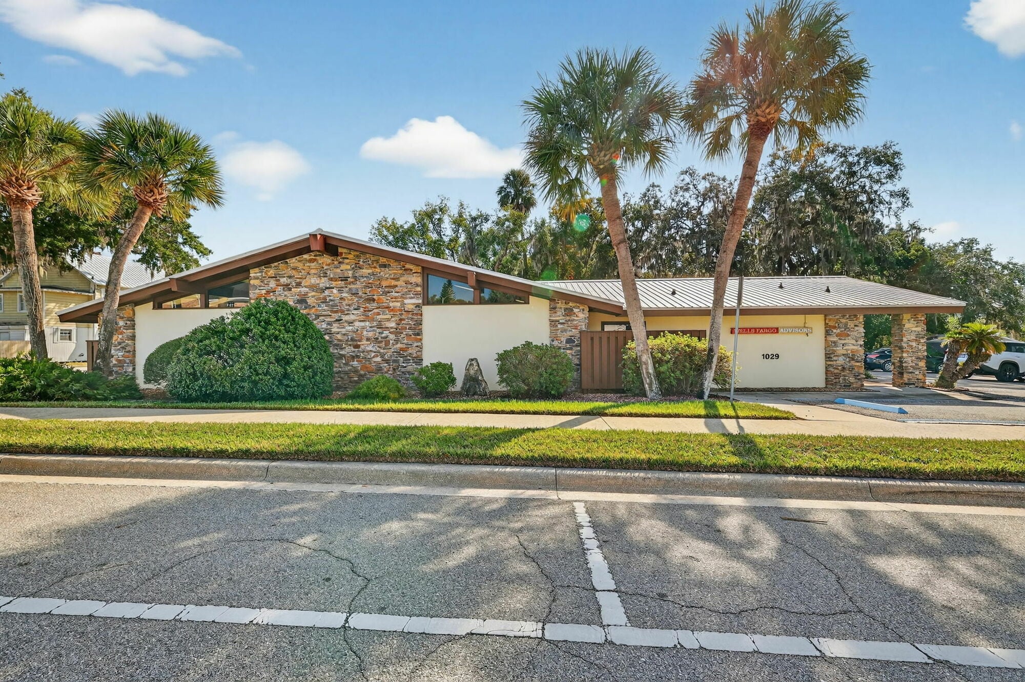 1029 W Magnolia St, Leesburg, FL for sale Building Photo- Image 1 of 31