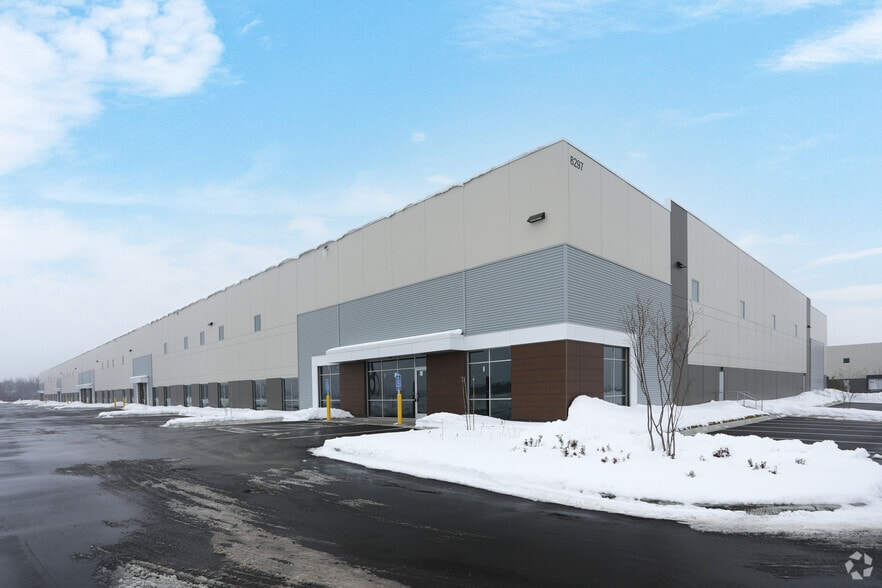 8367 Bunker Lake Blvd, Ramsey, MN for lease - Building Photo - Image 2 of 5