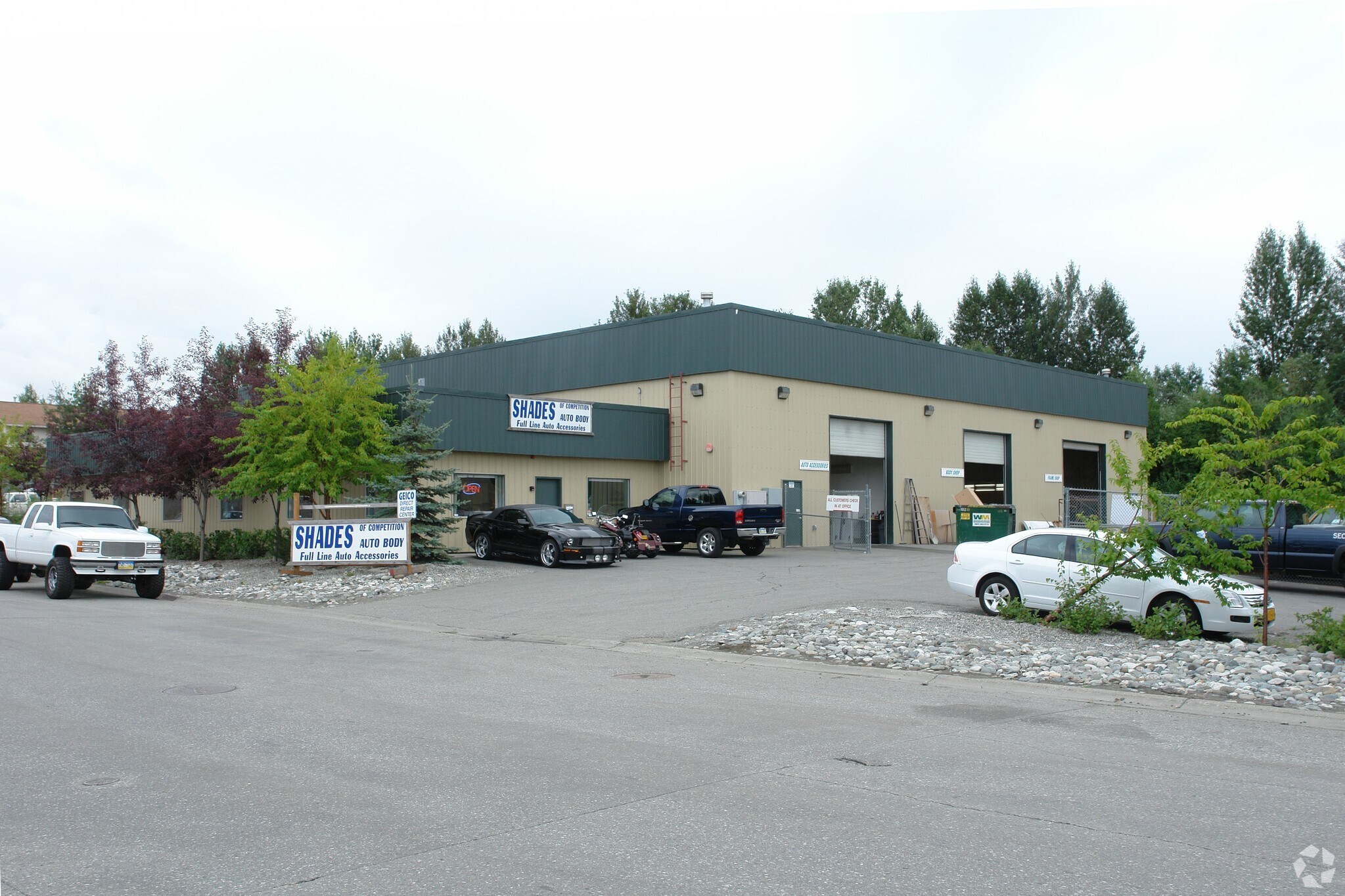 2410 Azurite Ct, Anchorage, AK for sale Primary Photo- Image 1 of 1