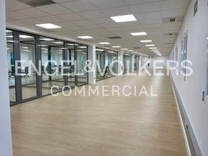 Calle Julián Camarillo, 38, Madrid, Madrid for lease Interior Photo- Image 1 of 6