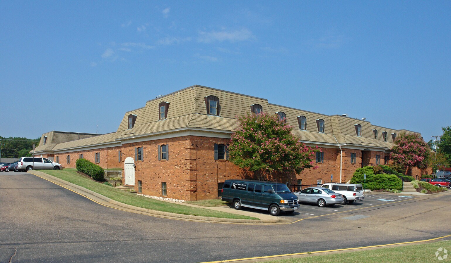 101 Buford Rd, Bon Air, VA 23235