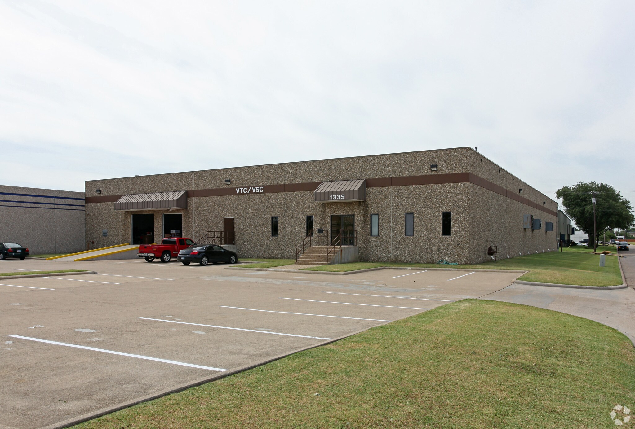 1335 Whitlock Ln, Carrollton, TX for sale Primary Photo- Image 1 of 1