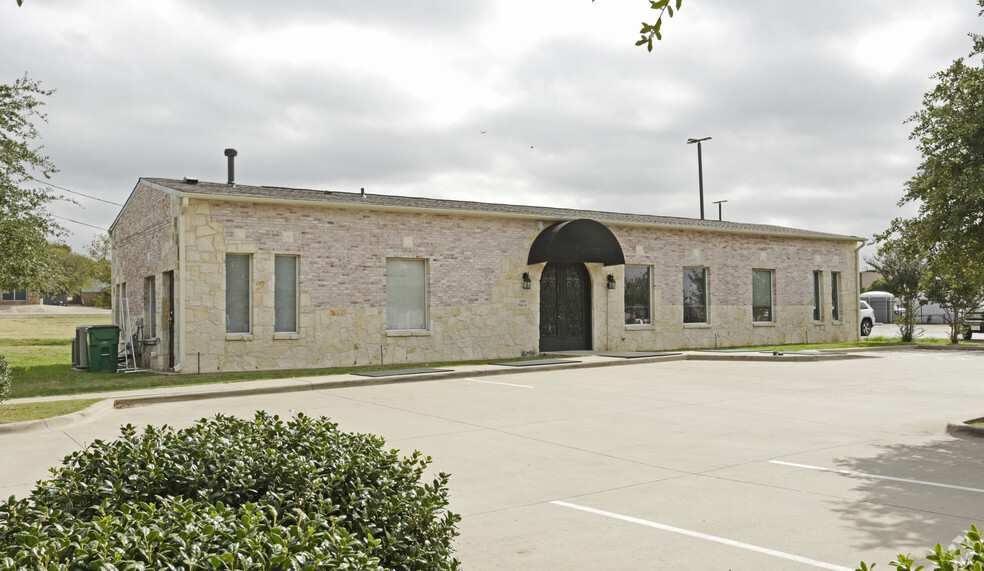 9090 1st St, Frisco, TX for lease - Primary Photo - Image 1 of 5