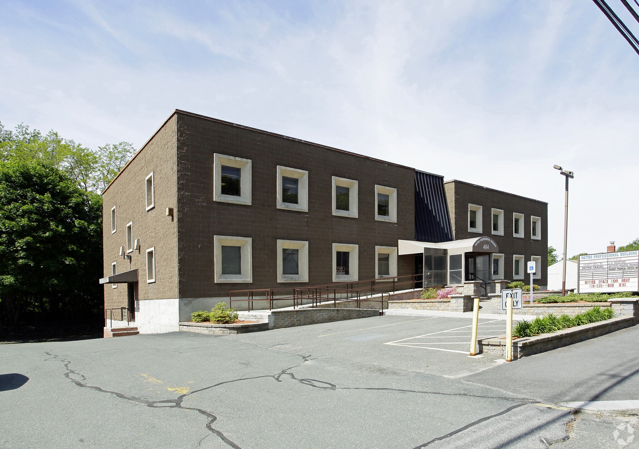 484 Lowell St, Peabody, MA for sale Primary Photo- Image 1 of 1