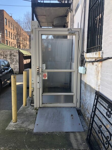 949 48th St, Brooklyn, NY for lease - Building Photo - Image 2 of 22