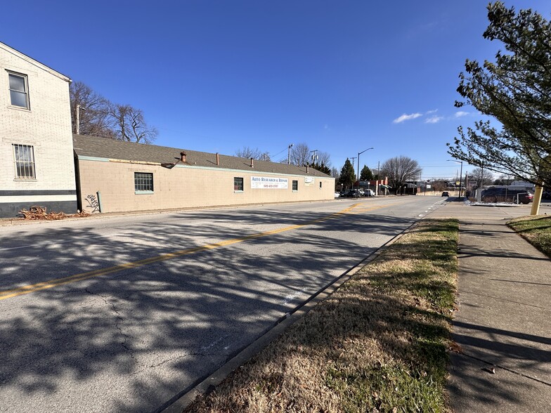 105 E Hill St, Louisville, KY for sale - Building Photo - Image 3 of 22