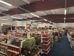 Doncaster Rd, Langold for lease Interior Photo- Image 1 of 2