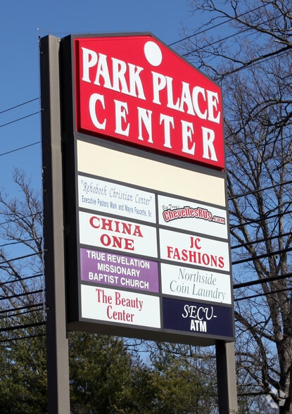 602-622 Rauhut St, Burlington, NC for lease - Building Photo - Image 3 of 5