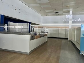 120-180 Point Plz, Butler, PA for lease Interior Photo- Image 2 of 8