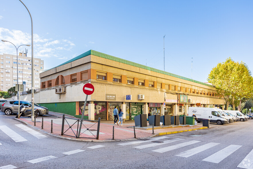 Calle Holanda, 2, Fuenlabrada, Madrid for sale - Primary Photo - Image 1 of 2