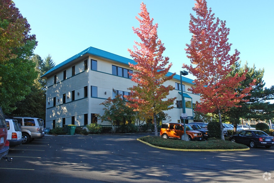 4850 SW Scholls Ferry Rd, Portland, OR for lease - Primary Photo - Image 1 of 7