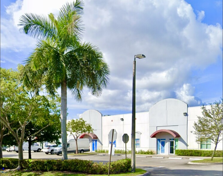 4326 NW 120th Ave, Coral Springs, FL for lease - Building Photo - Image 1 of 14