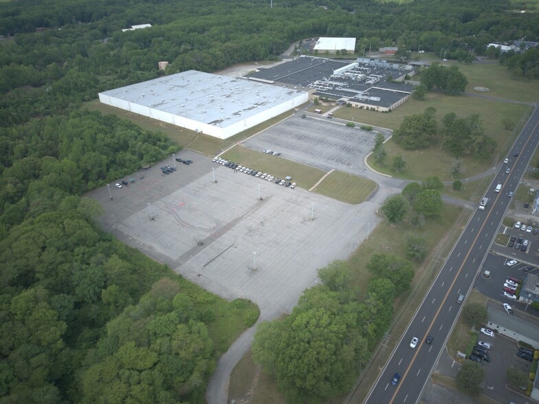 400 N Woodbury Rd, Pitman, NJ for sale - Building Photo - Image 2 of 19