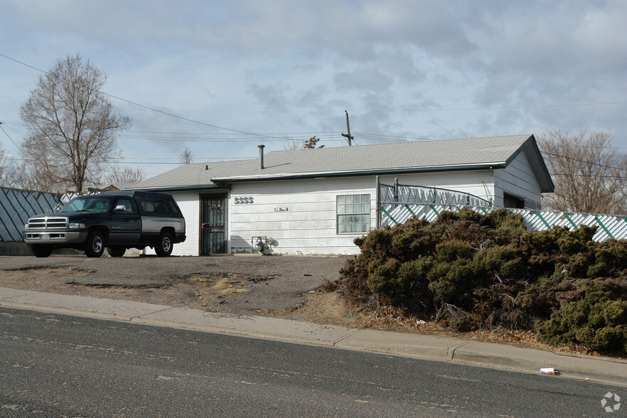 5555 Locust St, Commerce City, CO for sale - Primary Photo - Image 1 of 1