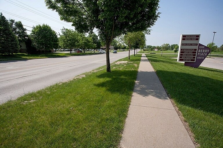 2000 Wiley Blvd SW, Cedar Rapids, IA 52404