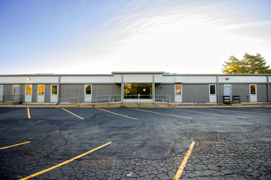 1407 Rensen St, Lansing, MI for sale - Building Photo - Image 3 of 23