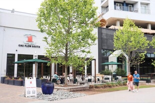 EDGE on The Beltline - Pub