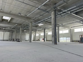 Industrial in Vitry-sur-Seine for lease Interior Photo- Image 1 of 2