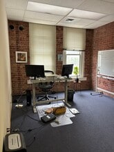 233 S Detroit Ave, Tulsa, OK for lease Interior Photo- Image 2 of 4