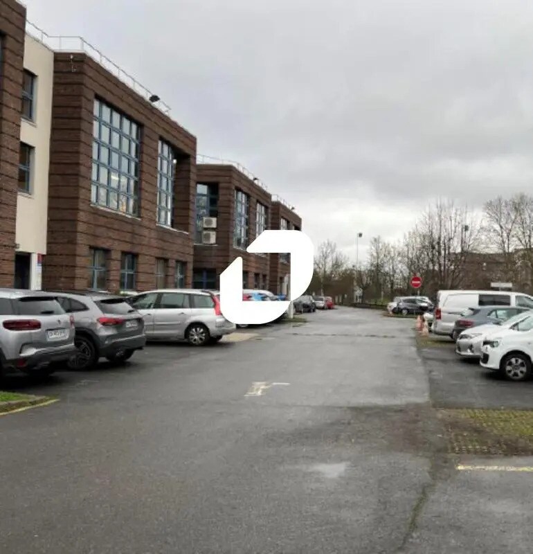 Office in Villiers-sur-Marne for sale Building Photo- Image 1 of 6