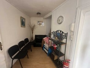 10 Rue De La Chaussee D'Antin, Paris for lease Interior Photo- Image 2 of 8