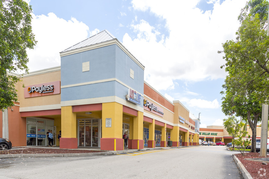 3100 W 76th St, Hialeah Gardens, FL 33018 - Villaverde Shopping Center ...