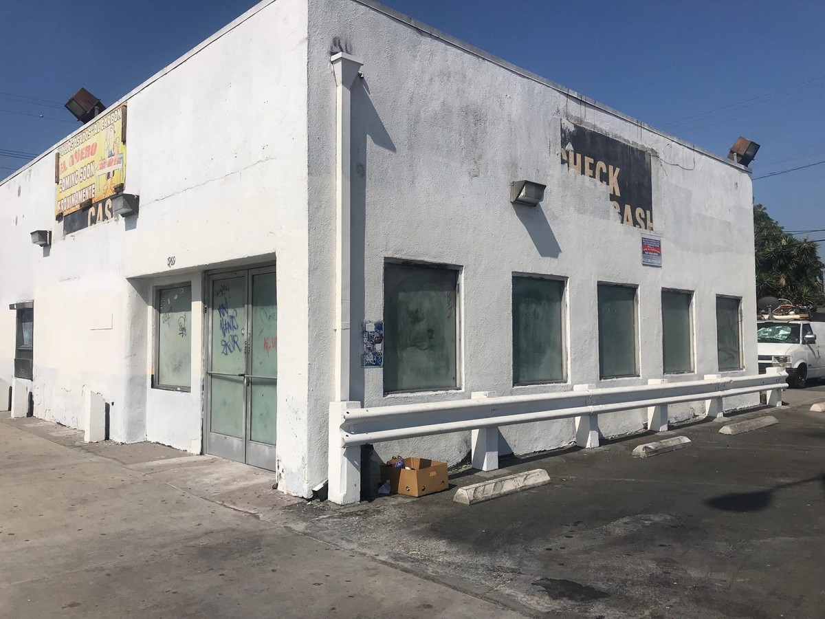 1969 Firestone Blvd, Los Angeles, CA 90001