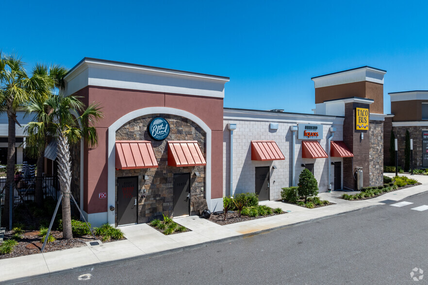 16935 Focus Loop, Land O' Lakes, FL for lease - Building Photo - Image 2 of 8