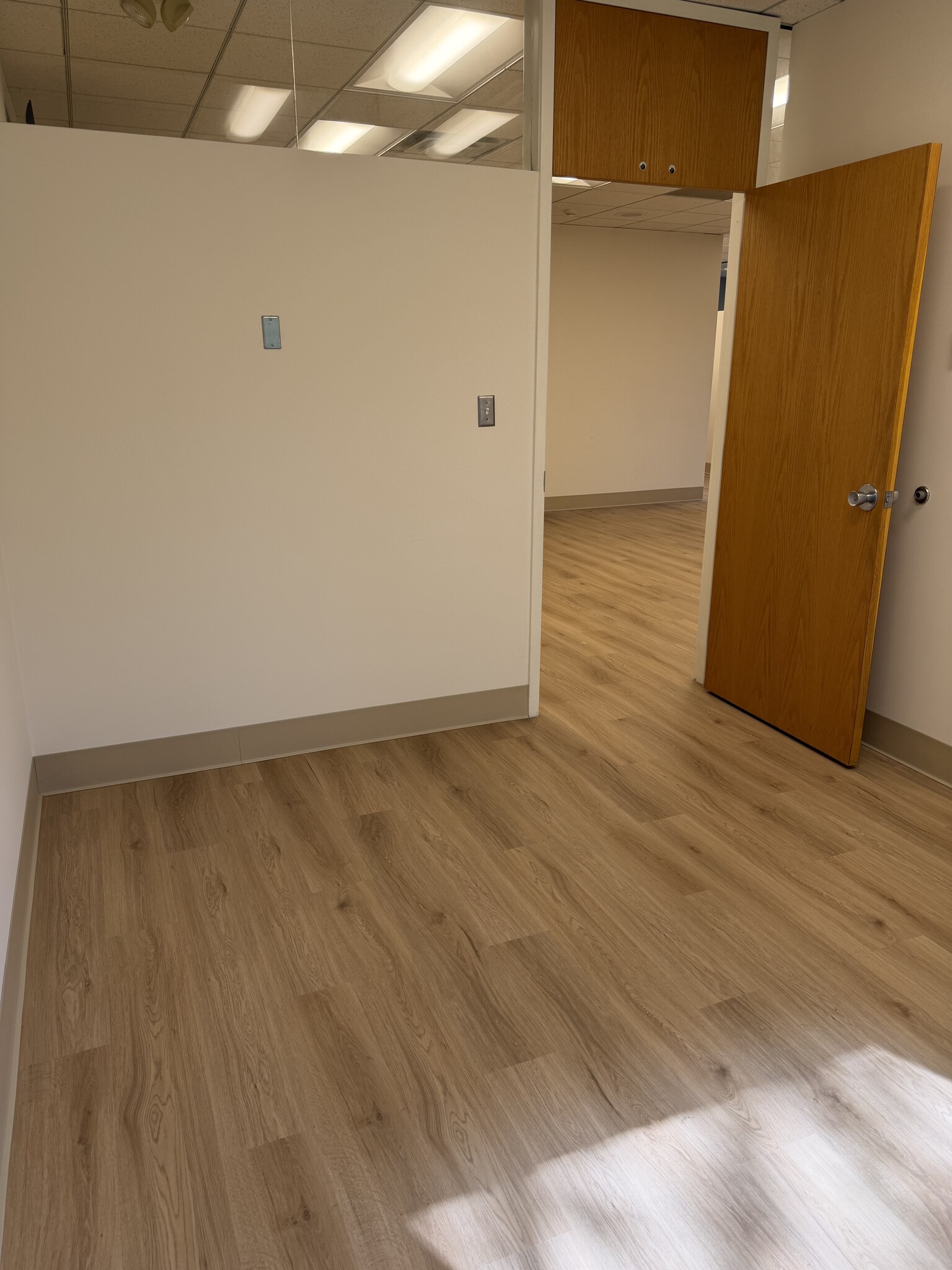 3550 W Market St, Akron, OH for lease Interior Photo- Image 1 of 2